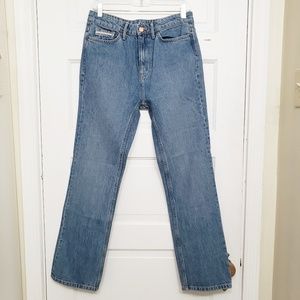 Calvin Klein | High Waist Straight Cut Denim